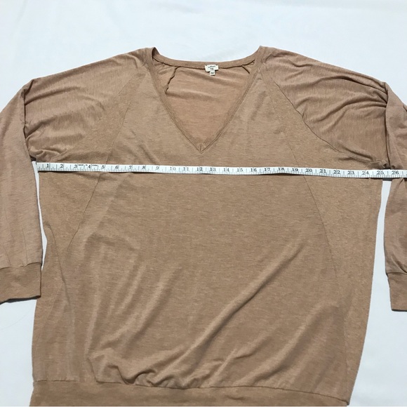 Aritzia Wilfred tan vneck long sleeve top size Large - Picture 8 of 9